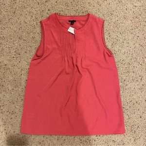 NWT Ann Taylor Pink/salmon color Sleeveless Blouse size XS